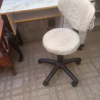 صندلی گردان و میز کار ومیز ناخن و ....