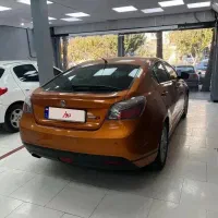 ام جی ۶ مدل ۲۰۱۲ یک درب رنگ سالم