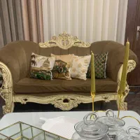 مبل نیمه سلطنتی