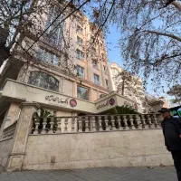 ساختمان نگین فرمانیه واحد۹۴-۱۱۲متری