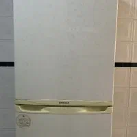 یخچال یخساران سالم و تمیز