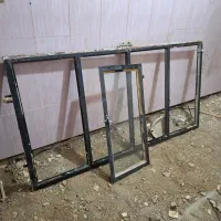 مصالح ساختمانی. پنجره آهنی
