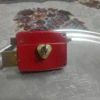 قفل درب حیاط