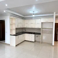 رهن کامل ۱۱۰ متری،۲ خوابه،آسانسور ،پارکینگ اختصاصی