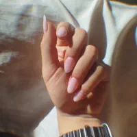 کاشت ناخون(کنار سینما آزادی )|خدمات آرایشگری و زیبایی|کرمانشاه, |دیوار