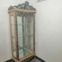 بوفه رنگ طلایی در حد نو