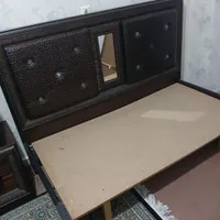 تخت وتشک