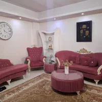 یک دست مبل 7 نفره همراه با نهار خوری 4 نفره