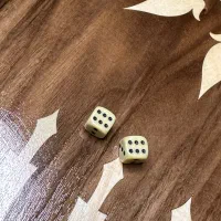 تخته نرد و شطرنج|کلکسیون اشیاء عتیقه|بروجرد, |دیوار