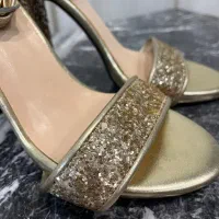 کفش پاشنه دار طلایی|کیف، کفش، کمربند|مشهد, کارمندان دوم|دیوار