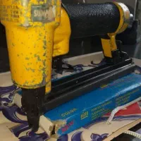 پلاک زن پشت قاب عکس  سوماک کره-همراه ۹۰۰۰ عدد میخ