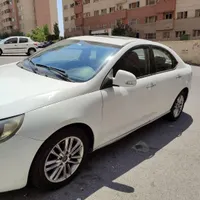 جک J5 اتوماتیک 1800cc، مدل ۱۳۹۳