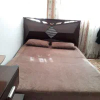 تخت دو نفره تمیز و سالم
