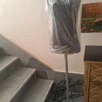 مانکن با پایه آهنی