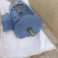 دینام ۱۰ اسب اصل کره خشک بدون کارکرد|ماشینآلات صنعتی|حمیل, |دیوار