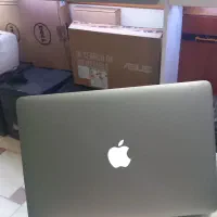 مک بوک  (لپ تاپ apple) بسیار سبک و ظریفcpu i5