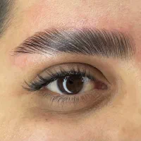 خدمات اکستنشن مژه و لیفت و لمینت مژه و ابرو|خدمات آرایشگری و زیبایی|رشت, پارک شهر|دیوار