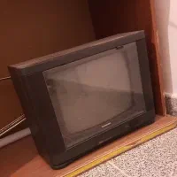تلوزیون رنگی قدیمی ۱۴ اینج سالم