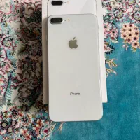 ایفون ۸ پلاس نقره ای