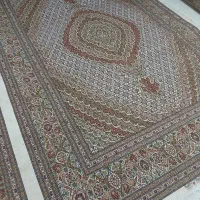 فرشهای دستبافت ماهی جفت نه متری بافنده هستم