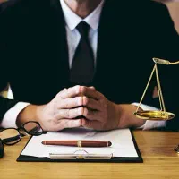 وکیل ومشاوره حقوقی تخفیف به مناسب ماه مبارک رمضان