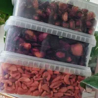 فروش ویژه آلوچه و برگه زردآلو خشک