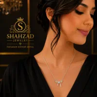 فروشنده و ادمین خانم