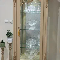 بوفه و ویترین