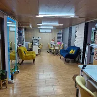 به همکار در لاین ناخن ،همه خدمات زیبایی نیازمندیم