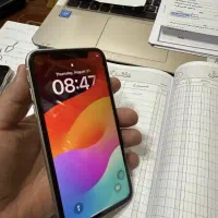 آیفون 11 نرمال