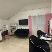 اجاره  صندلی ومیز ناخن و پدیکور در لاکانی|اجارهٔ دفتر کار، اتاق اداری، مطب|رشت, لاکانی|دیوار