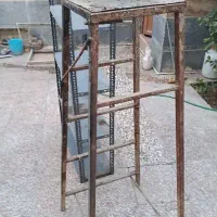 چهار پایه آهنی بلند