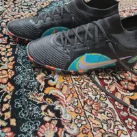 کفش پسرانه|کیف، کفش، کمربند|صدرا-فارس, فاز ۱|دیوار