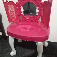 میزآرایش بچگانه