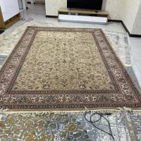 قالی در حد نو تمیز قیمت مناسب
