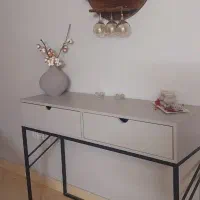 کنسول مدرن به همراه میز بار بسیار شیک|بوفه، ویترین، کنسول|مشهد, هفت تیر (نه دره)|دیوار