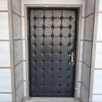 چرم کوبی و لمسه درب عایق صدا|خدمات پیشه و مهارت|بیرجند, |دیوار