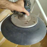 لوستر فلزی  و درب توالت فرنگی|لوستر و چراغ آویز|شیراز, آبیاری|دیوار