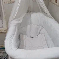 گهواره  وتخت  کنار مادر|تخت و صندلی بچه|رباط‌کریم, رباط‌کریم|دیوار