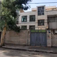 کلنگی ۲۴۰ متری بر ۱۲ تهاتر با نوساز (املاک بهزادی)
