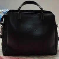 چند عدد کیف و کفش زنانه