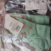 جوراب زنانه مردانه بچه گانه فقط18هزار تومان