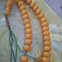 تسبیح سندلوس رگه دار|کلکسیون اشیاء عتیقه|خرم‌آباد, |دیوار