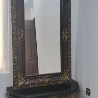 آیینه و کنسول