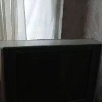 تلویزیون پاناسونیک و میز تلویزیون