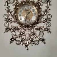 ساعت دیواری طرح برنز