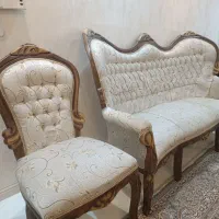 مبل تمیز و مرتب سالم سالم