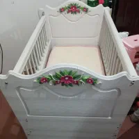 تخت گهواره ای کودک