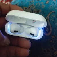 ایرپاد. هندسفری بلوتوث اصلی|لوازم جانبی موبایل و تبلت|زاهدان, |دیوار