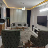 مبل نیم ست ۵نفره  چسترهمراه میز عسلی کامل|مبلمان خانگی و میز عسلی|مشهد, شهرآرا|دیوار